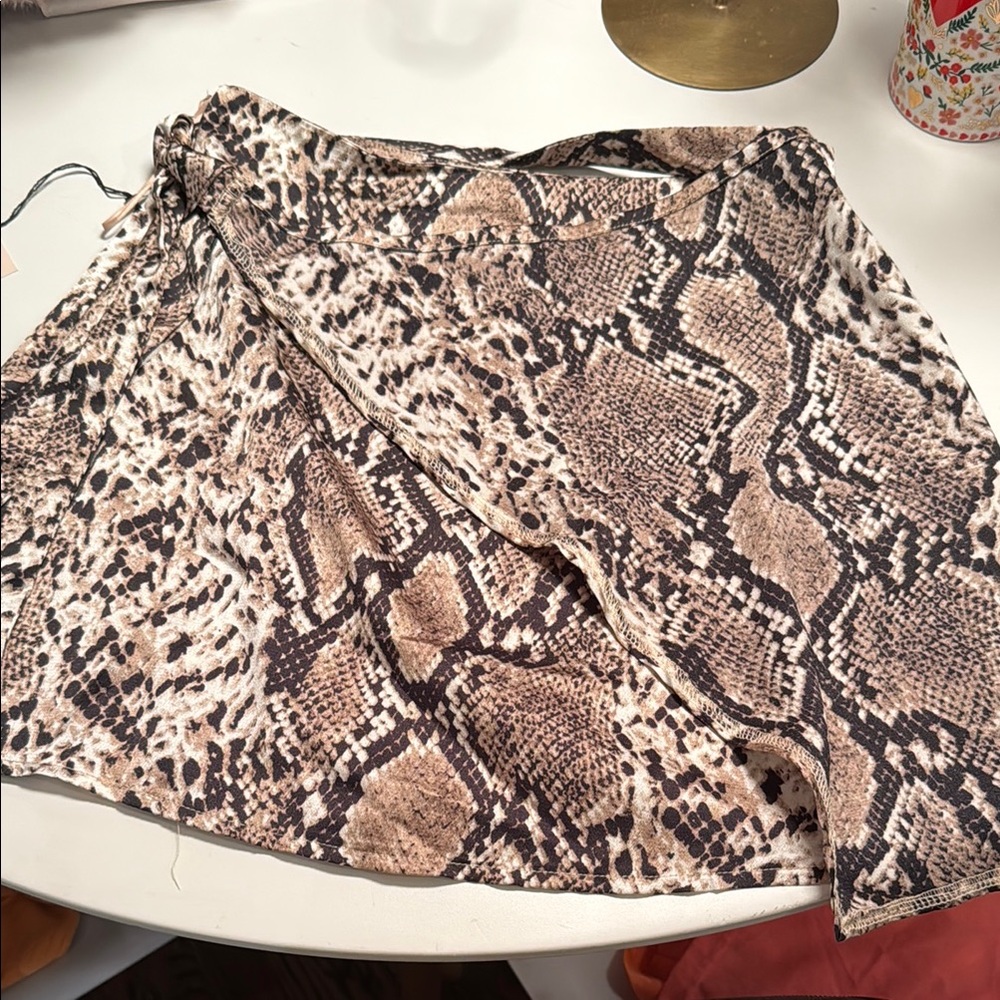 Stylish Snake Print Skirt